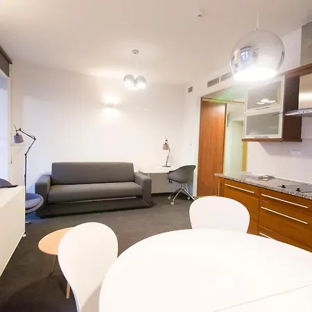 Lucky - Wita Stwosza 15 Old Town Apartment