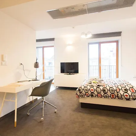 Lucky - Wita Stwosza 15 Old Town Apartment *