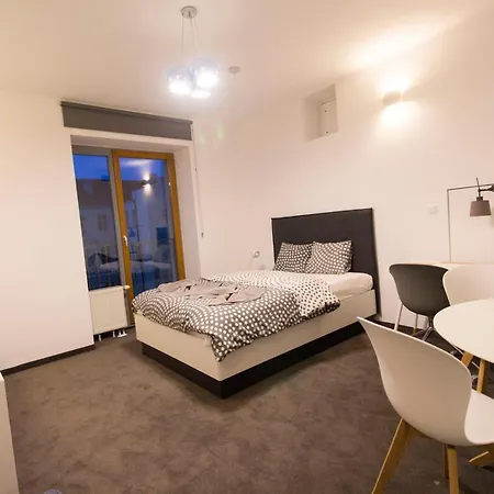Lucky - Wita Stwosza 15 Old Town Apartment